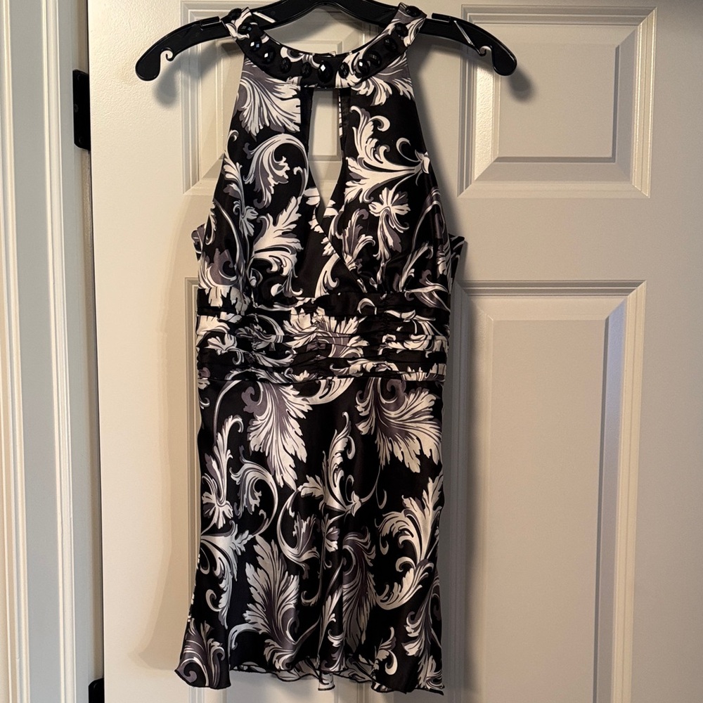 White House Black Market size 2 100% Silk halter style tunic